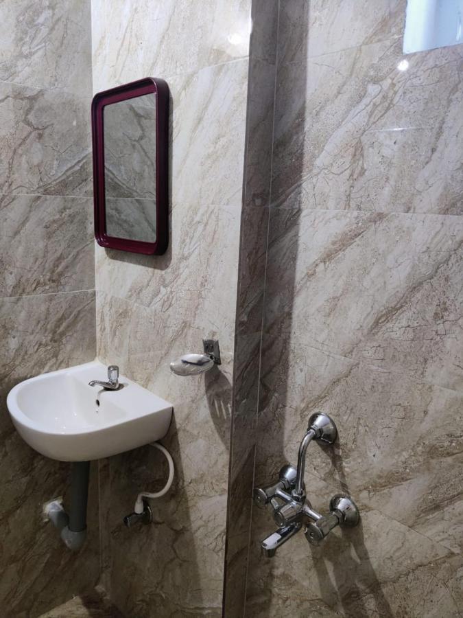 Hotel Destiny Визакхапатнам Екстериор снимка