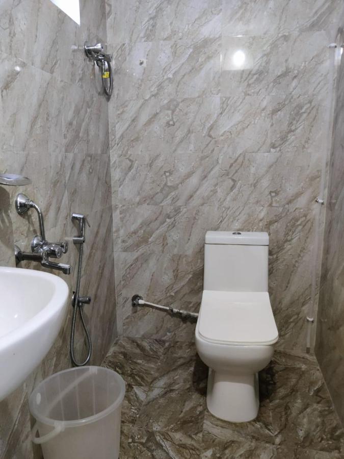 Hotel Destiny Визакхапатнам Екстериор снимка